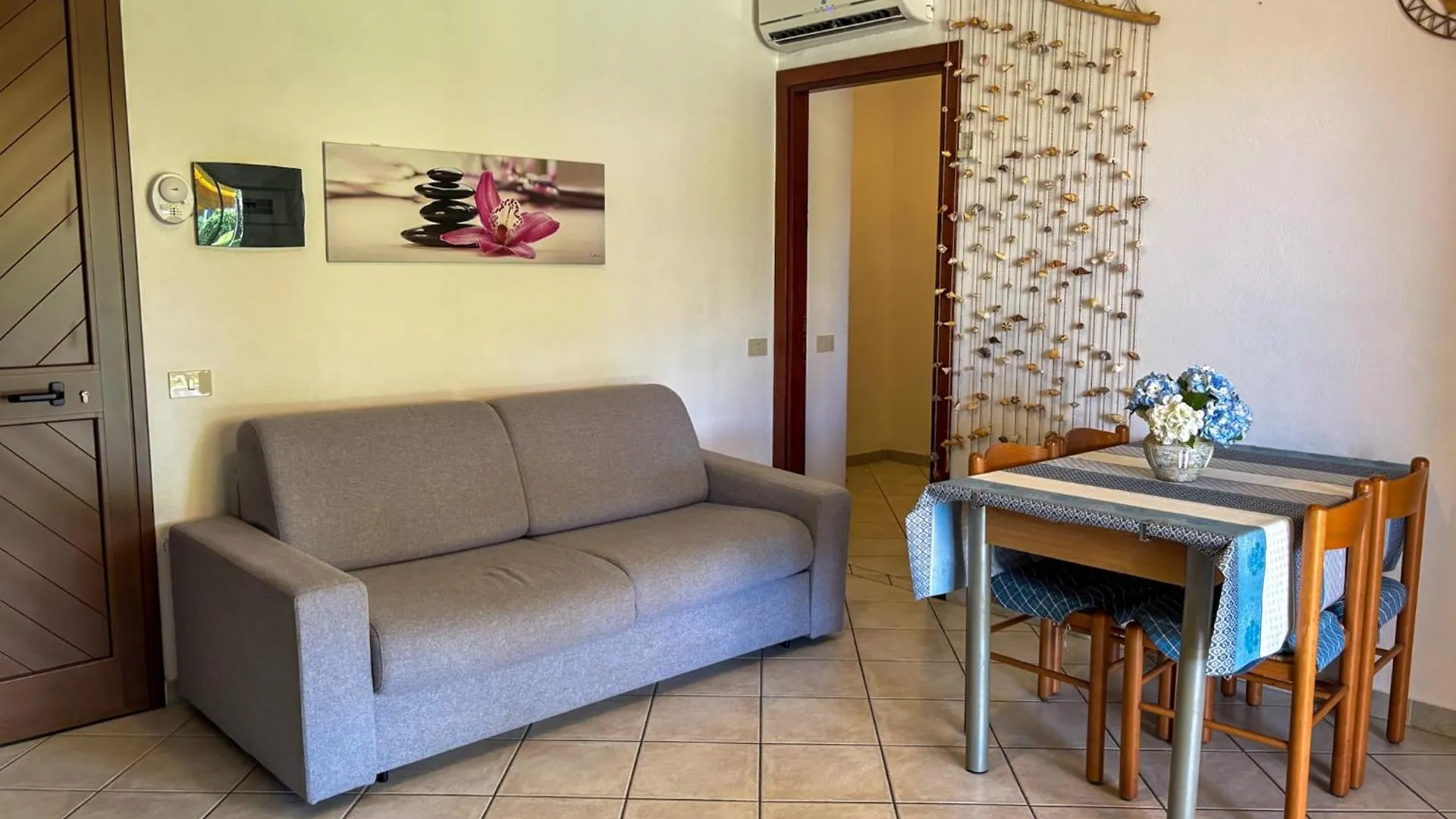 Casa Mattia Daire Murta Maria 0*,